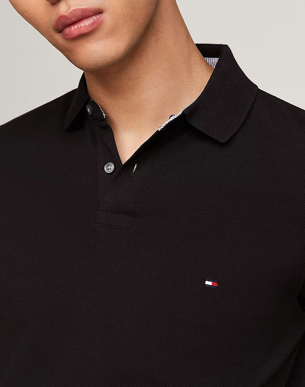 Μπλουζάκι Tommy Hilfiger - Μαύρο